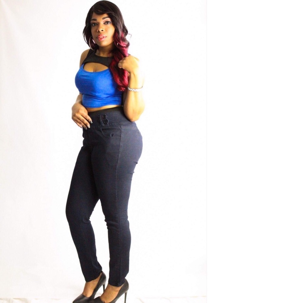 Pasion Colombian Design Plus Size Jean - Picture 5 of 8